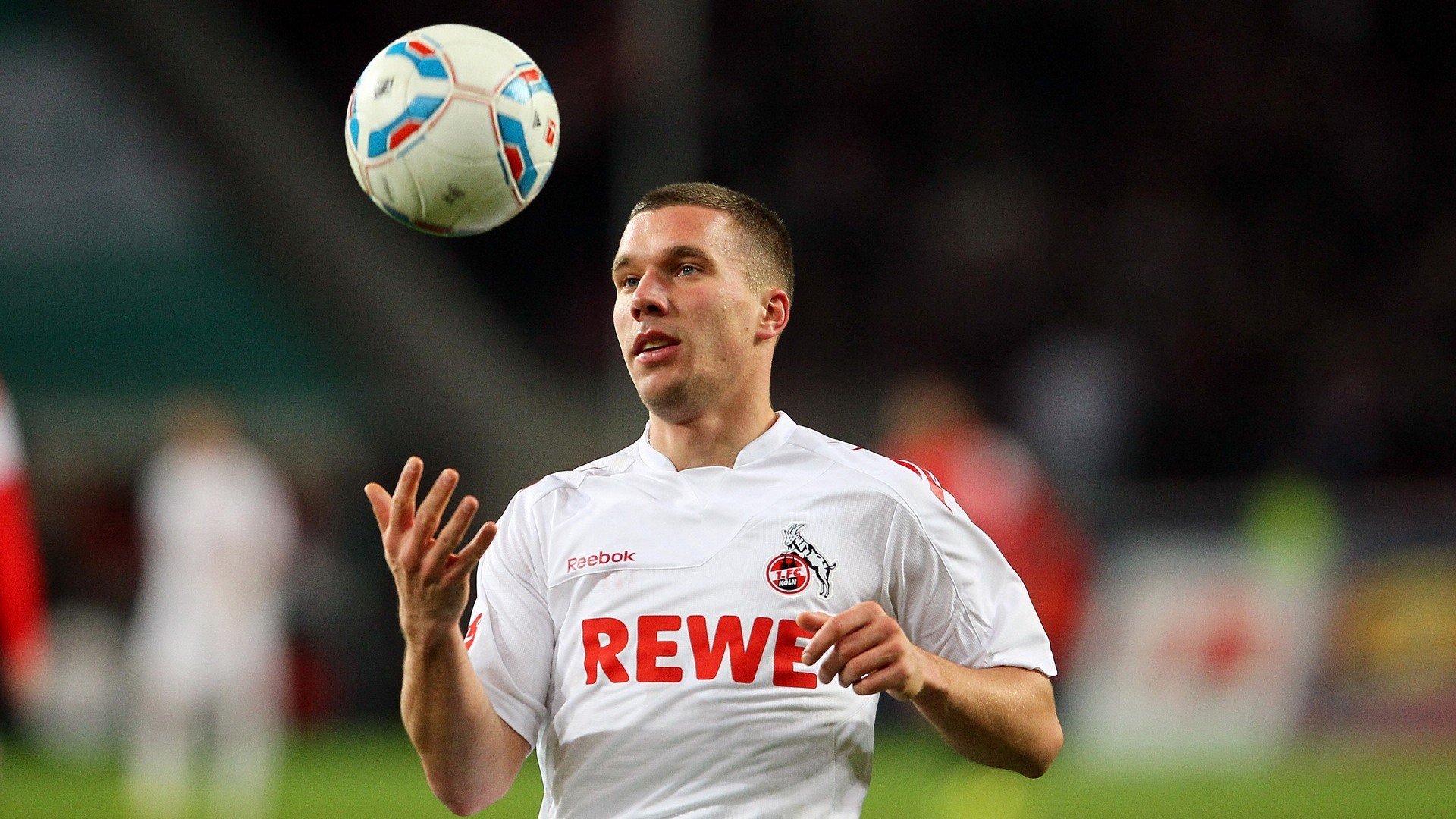 球队引入心理咨询师，重视球员心理健康管理，球员心态